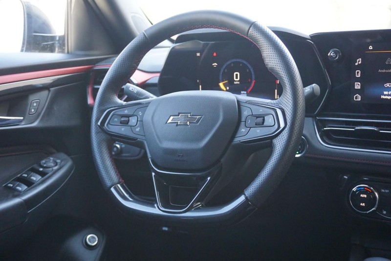 Chevrolet TrailBlazer Vehicle Full-screen Gallery Image 34