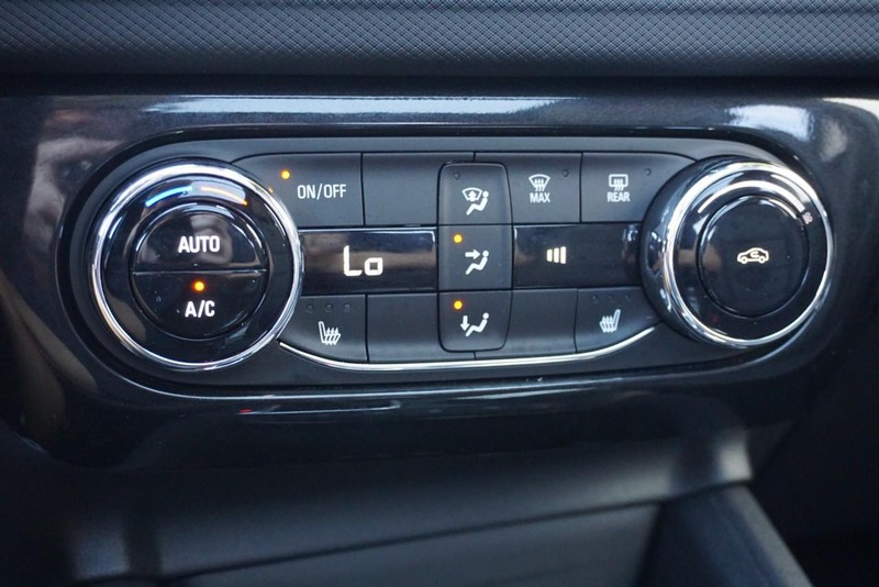 Chevrolet TrailBlazer Vehicle Full-screen Gallery Image 44