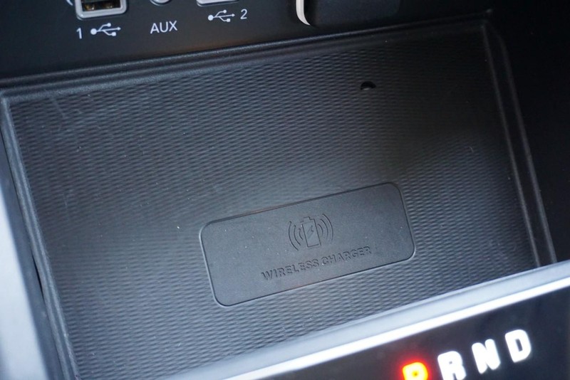 Jeep Grand Cherokee Vehicle Full-screen Gallery Image 45