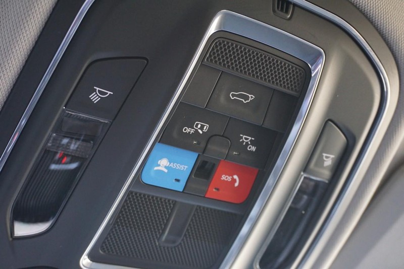 Jeep Grand Cherokee Vehicle Full-screen Gallery Image 55