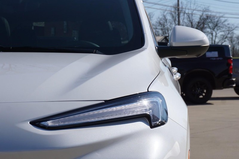 Buick Encore GX Vehicle Full-screen Gallery Image 10