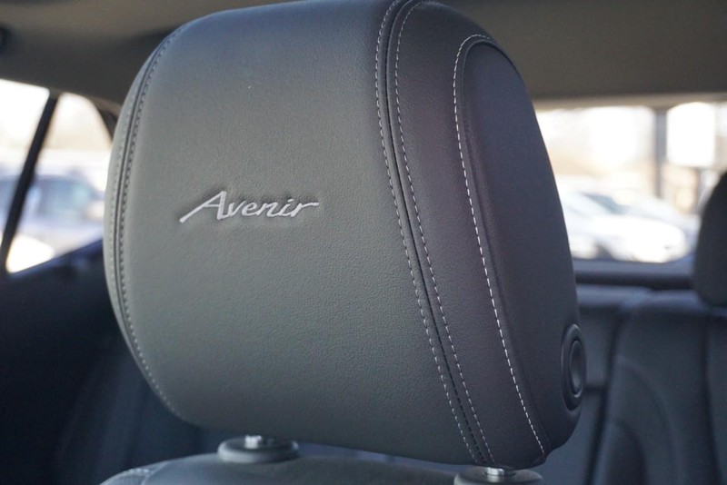 Buick Encore GX Vehicle Full-screen Gallery Image 25