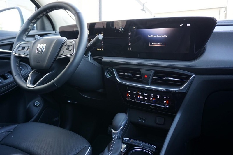 Buick Encore GX Vehicle Full-screen Gallery Image 37