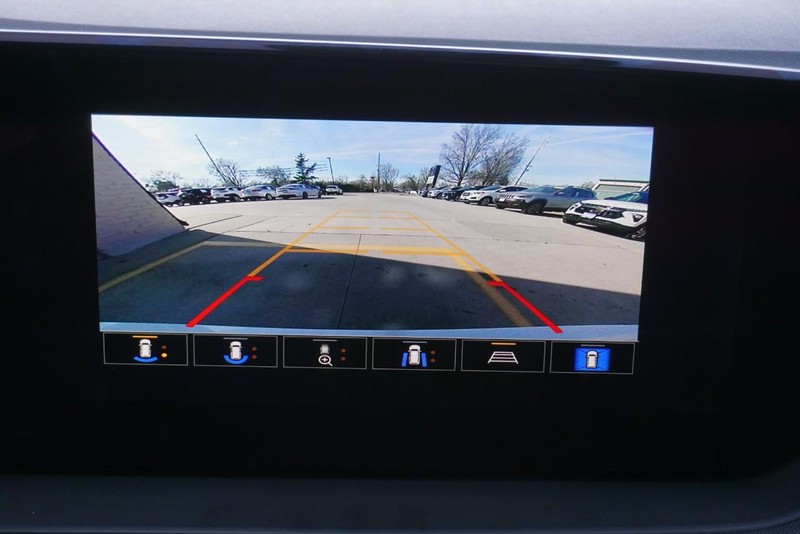 Buick Encore GX Vehicle Full-screen Gallery Image 55