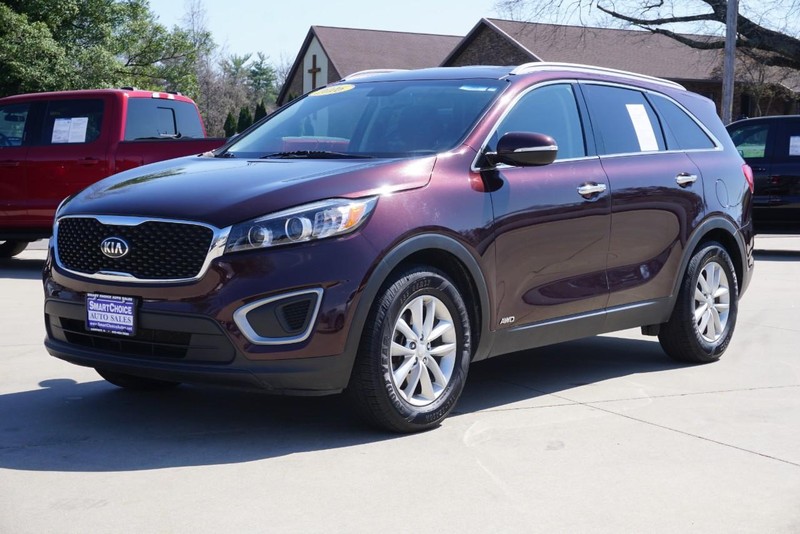 Kia Sorento Vehicle Full-screen Gallery Image 07