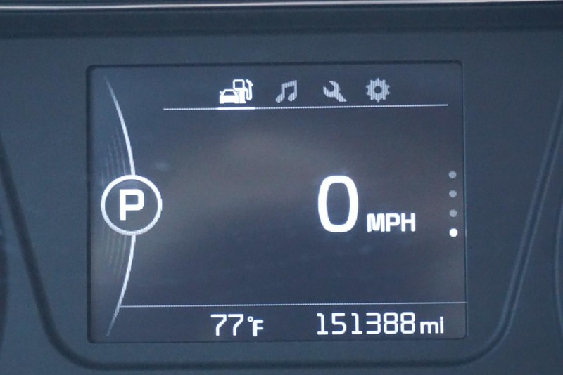 Kia Sorento Vehicle Full-screen Gallery Image 41