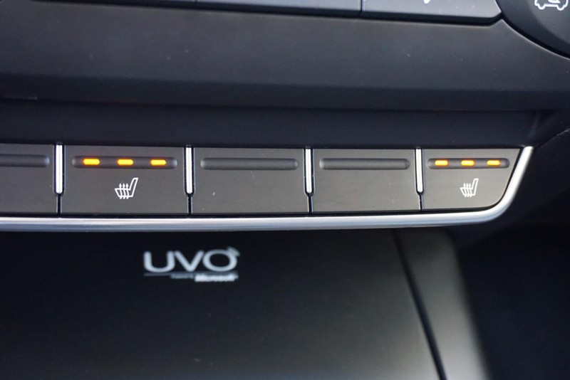 Kia Sorento Vehicle Full-screen Gallery Image 44