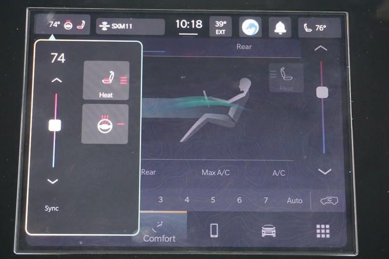 Jeep Grand Cherokee L Vehicle Full-screen Gallery Image 50