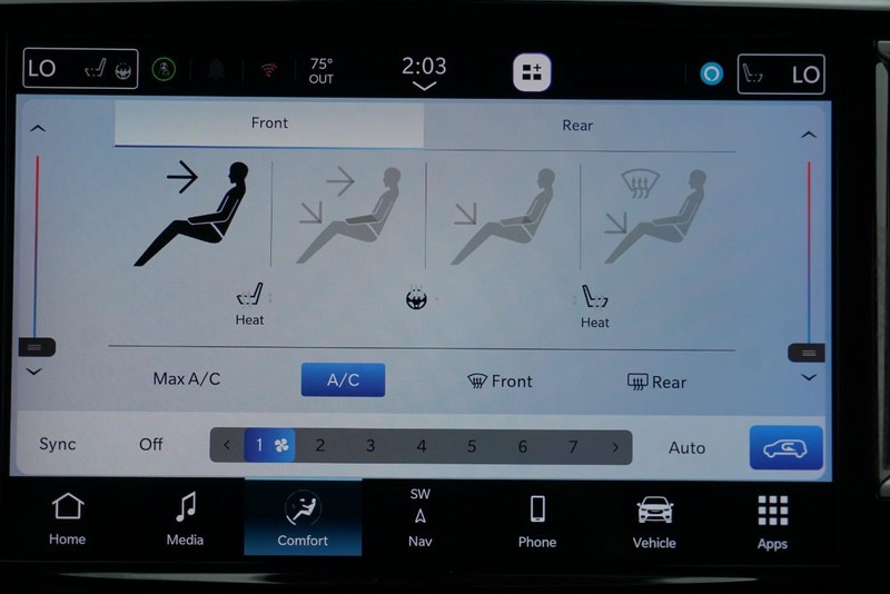 Chrysler Pacifica Vehicle Full-screen Gallery Image 58