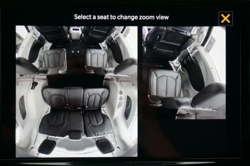 Chrysler Pacifica Vehicle Full-screen Gallery Image 62