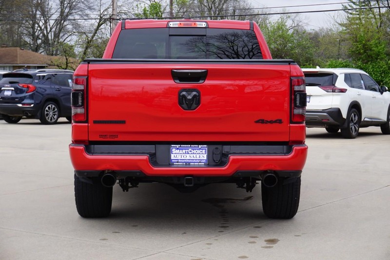 Ram 1500 Vehicle Full-screen Gallery Image 04