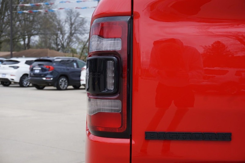 Ram 1500 Vehicle Full-screen Gallery Image 20
