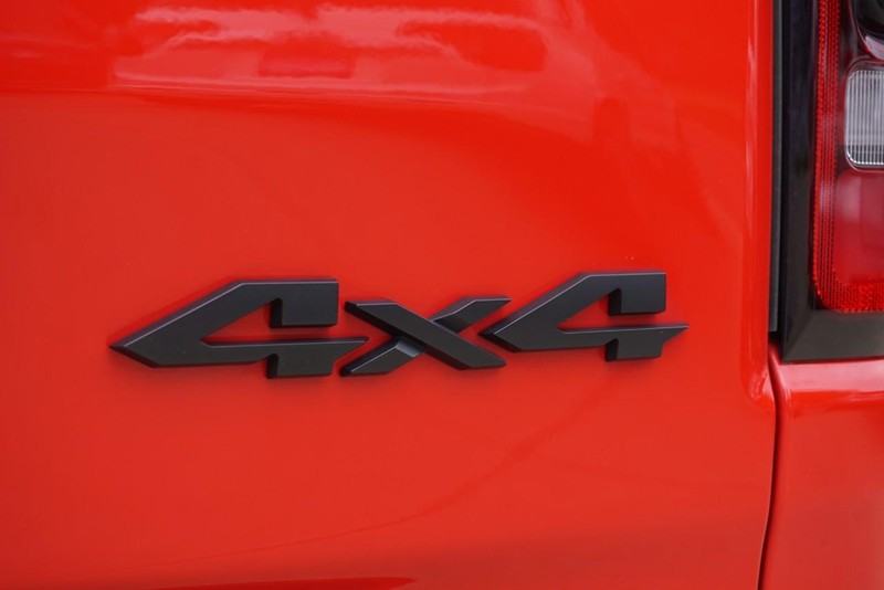 Ram 1500 Vehicle Full-screen Gallery Image 23