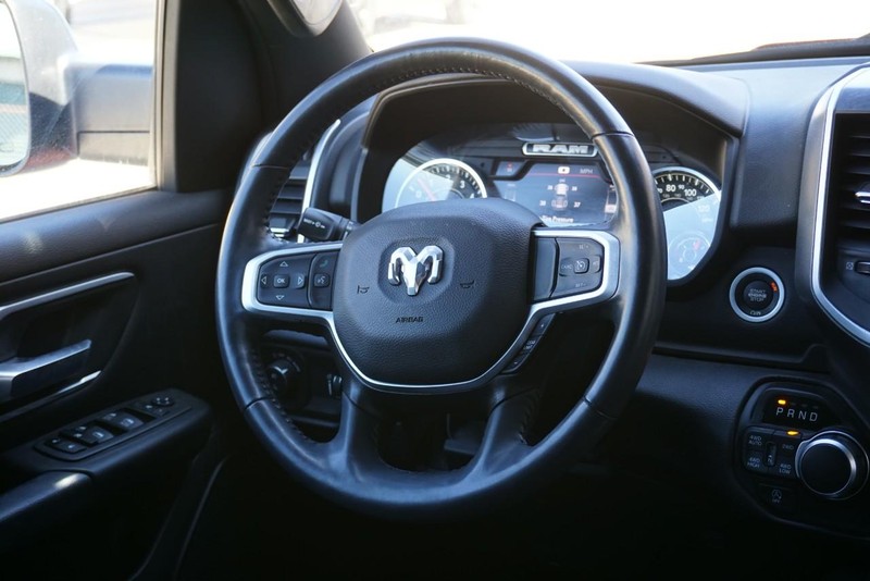 Ram 1500 Vehicle Full-screen Gallery Image 36