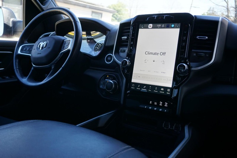 Ram 1500 Vehicle Full-screen Gallery Image 38