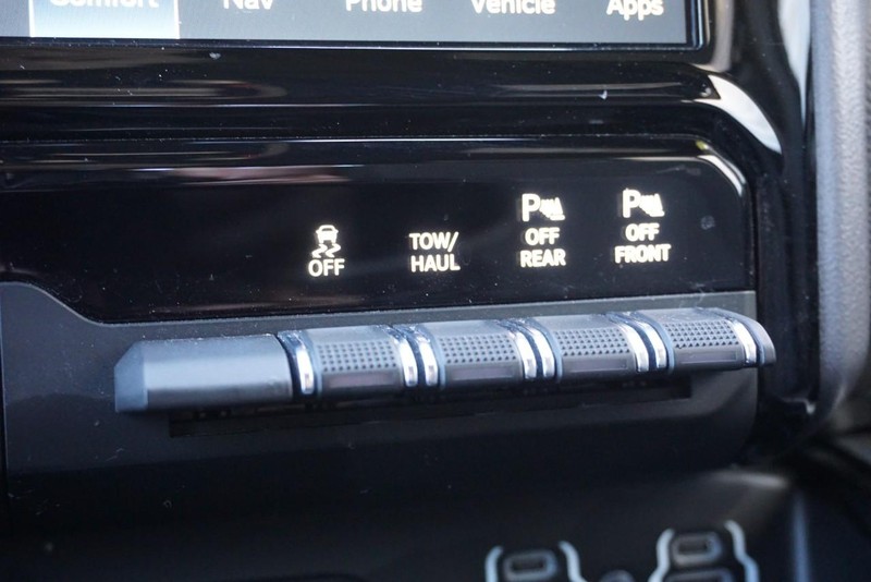 Ram 1500 Vehicle Full-screen Gallery Image 47