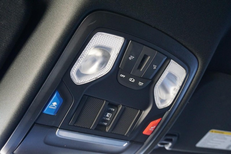Ram 1500 Vehicle Full-screen Gallery Image 55