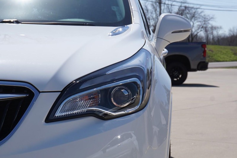 Buick Envision Vehicle Full-screen Gallery Image 10