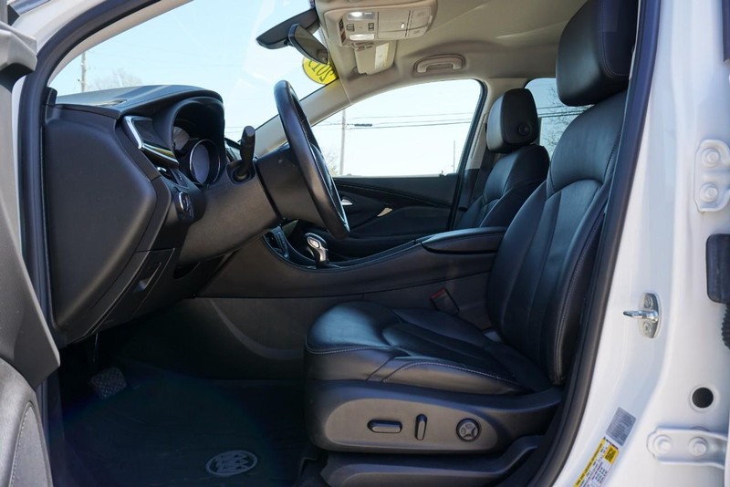 Buick Envision Vehicle Full-screen Gallery Image 20