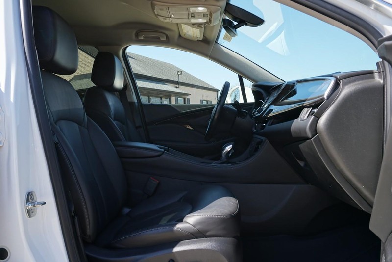 Buick Envision Vehicle Full-screen Gallery Image 27