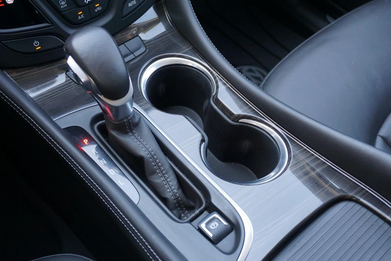 Buick Envision Vehicle Full-screen Gallery Image 46