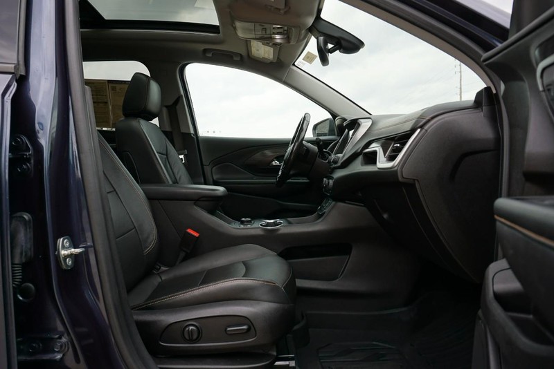 GMC Terrain Vehicle Full-screen Gallery Image 27