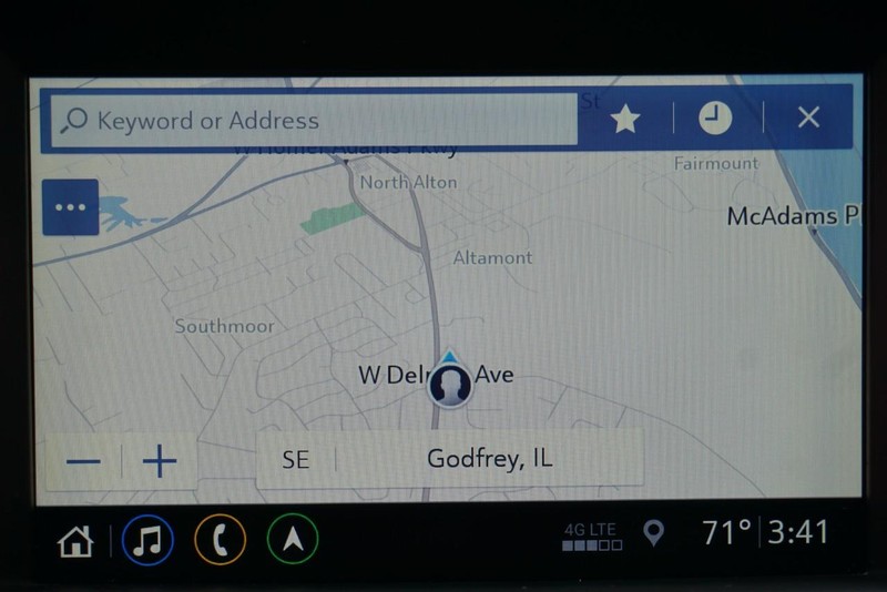 GMC Terrain Vehicle Full-screen Gallery Image 47