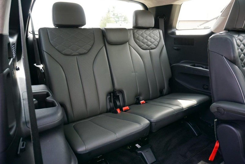 Hyundai Palisade Vehicle Full-screen Gallery Image 30
