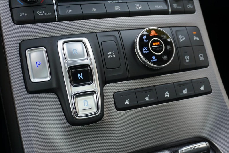 Hyundai Palisade Vehicle Full-screen Gallery Image 45