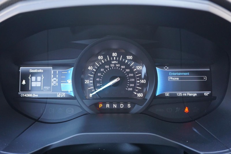 Ford Edge Vehicle Full-screen Gallery Image 39