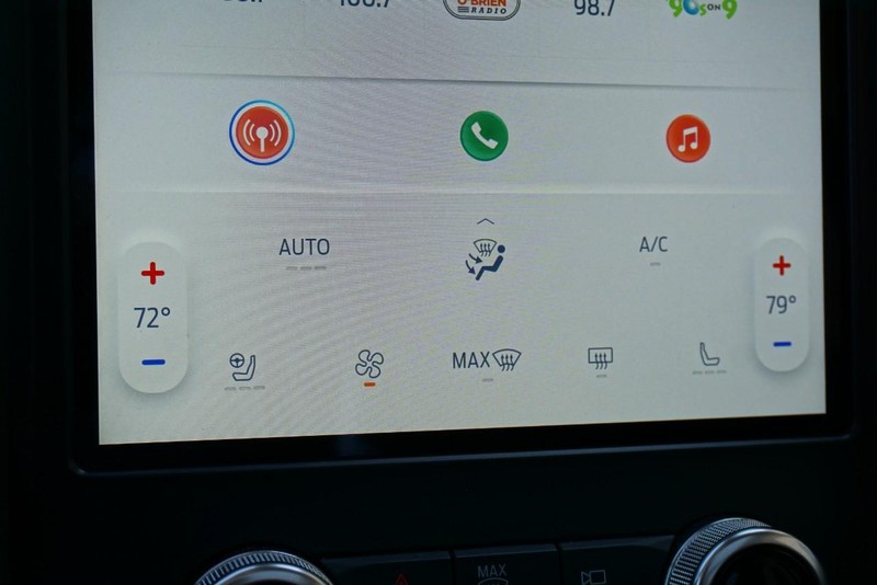 Ford Edge Vehicle Full-screen Gallery Image 42