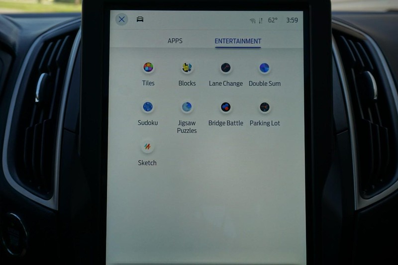 Ford Edge Vehicle Full-screen Gallery Image 52