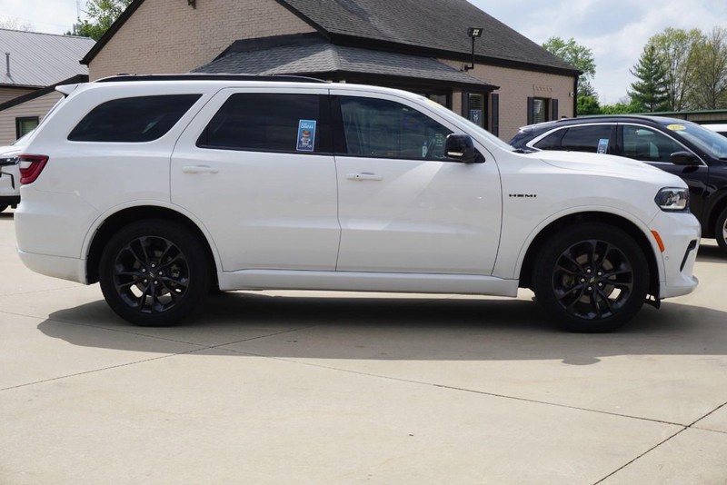 Dodge Durango Vehicle Full-screen Gallery Image 02