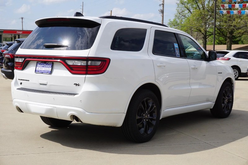 Dodge Durango Vehicle Full-screen Gallery Image 03