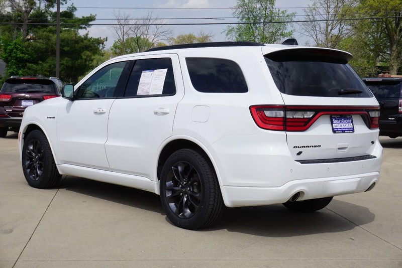 Dodge Durango Vehicle Full-screen Gallery Image 05