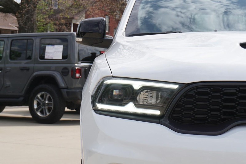 Dodge Durango Vehicle Full-screen Gallery Image 09