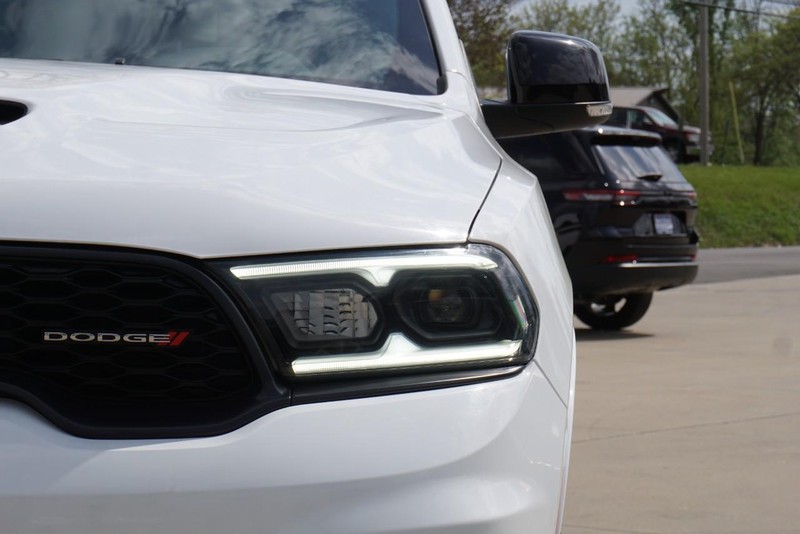 Dodge Durango Vehicle Full-screen Gallery Image 10