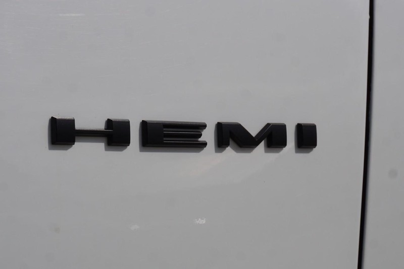 Dodge Durango Vehicle Full-screen Gallery Image 12