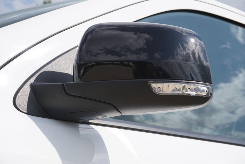 Dodge Durango Vehicle Full-screen Gallery Image 13