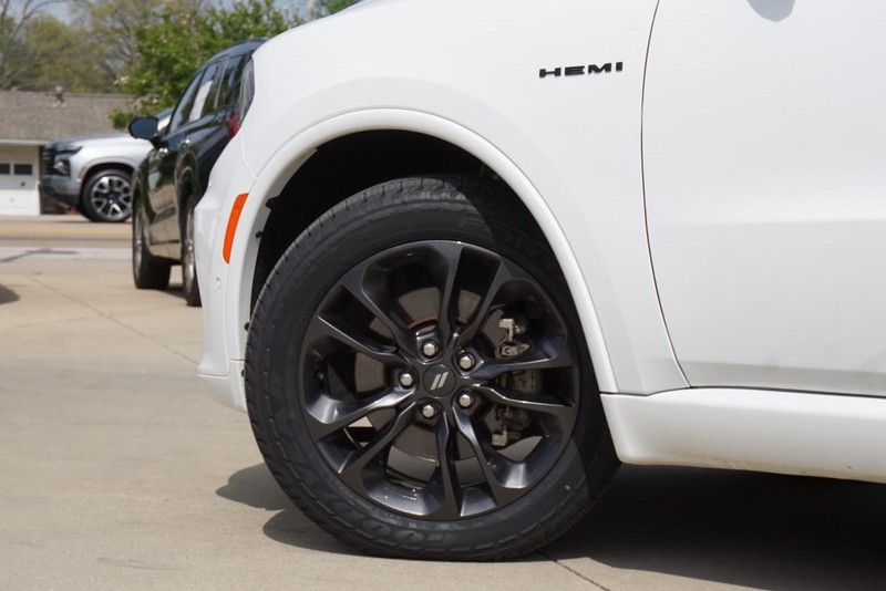 Dodge Durango Vehicle Full-screen Gallery Image 15