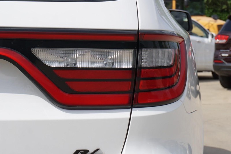 Dodge Durango Vehicle Full-screen Gallery Image 18