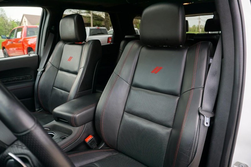 Dodge Durango Vehicle Full-screen Gallery Image 25