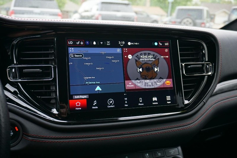 Dodge Durango Vehicle Full-screen Gallery Image 49