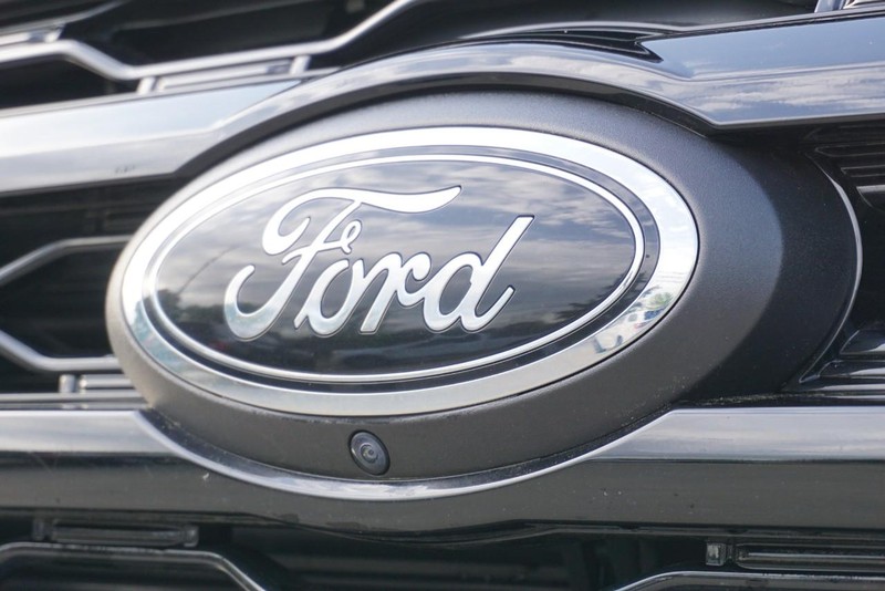 Ford Expedition Vehicle Full-screen Gallery Image 11