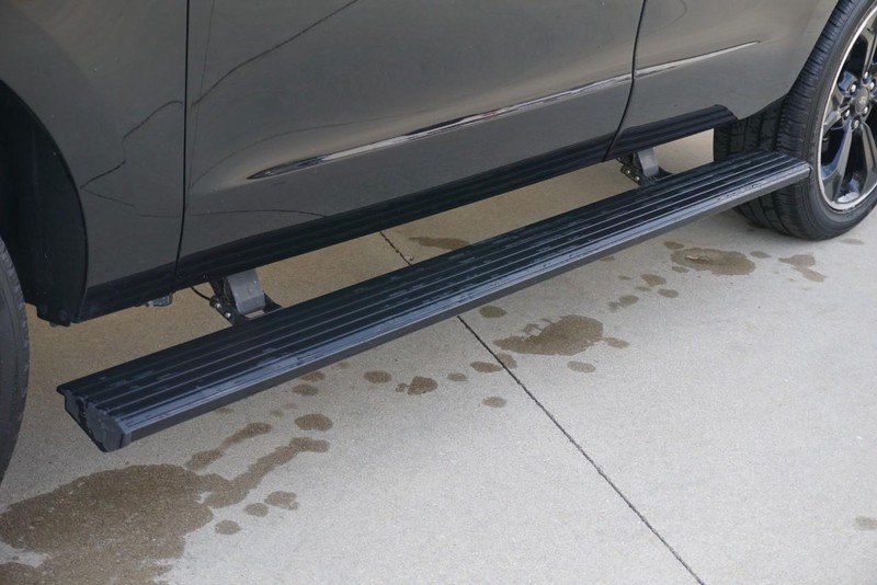 Ford Expedition Vehicle Full-screen Gallery Image 14