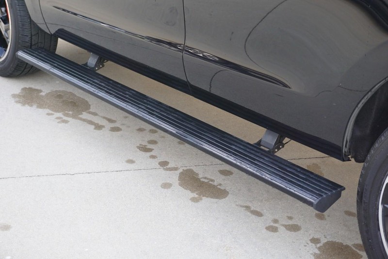 Ford Expedition Vehicle Full-screen Gallery Image 17