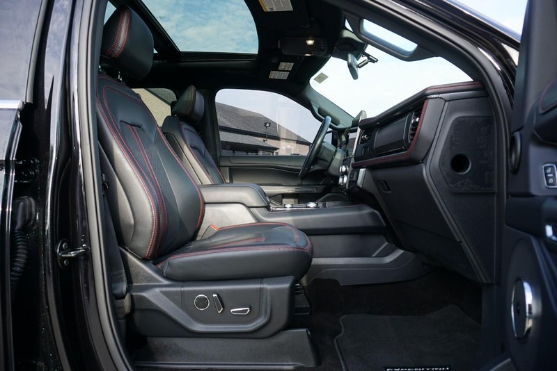 Ford Expedition Vehicle Full-screen Gallery Image 34