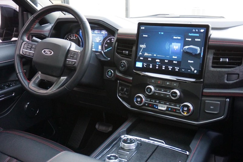 Ford Expedition Vehicle Full-screen Gallery Image 40