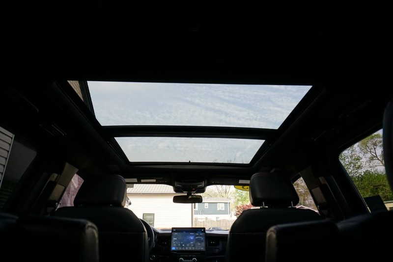 Ford Expedition Vehicle Full-screen Gallery Image 41