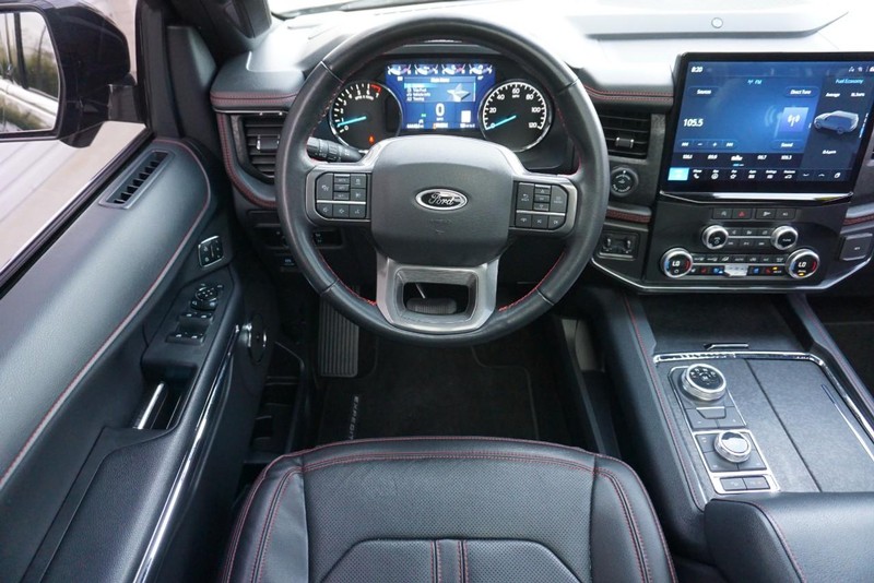 Ford Expedition Vehicle Full-screen Gallery Image 43